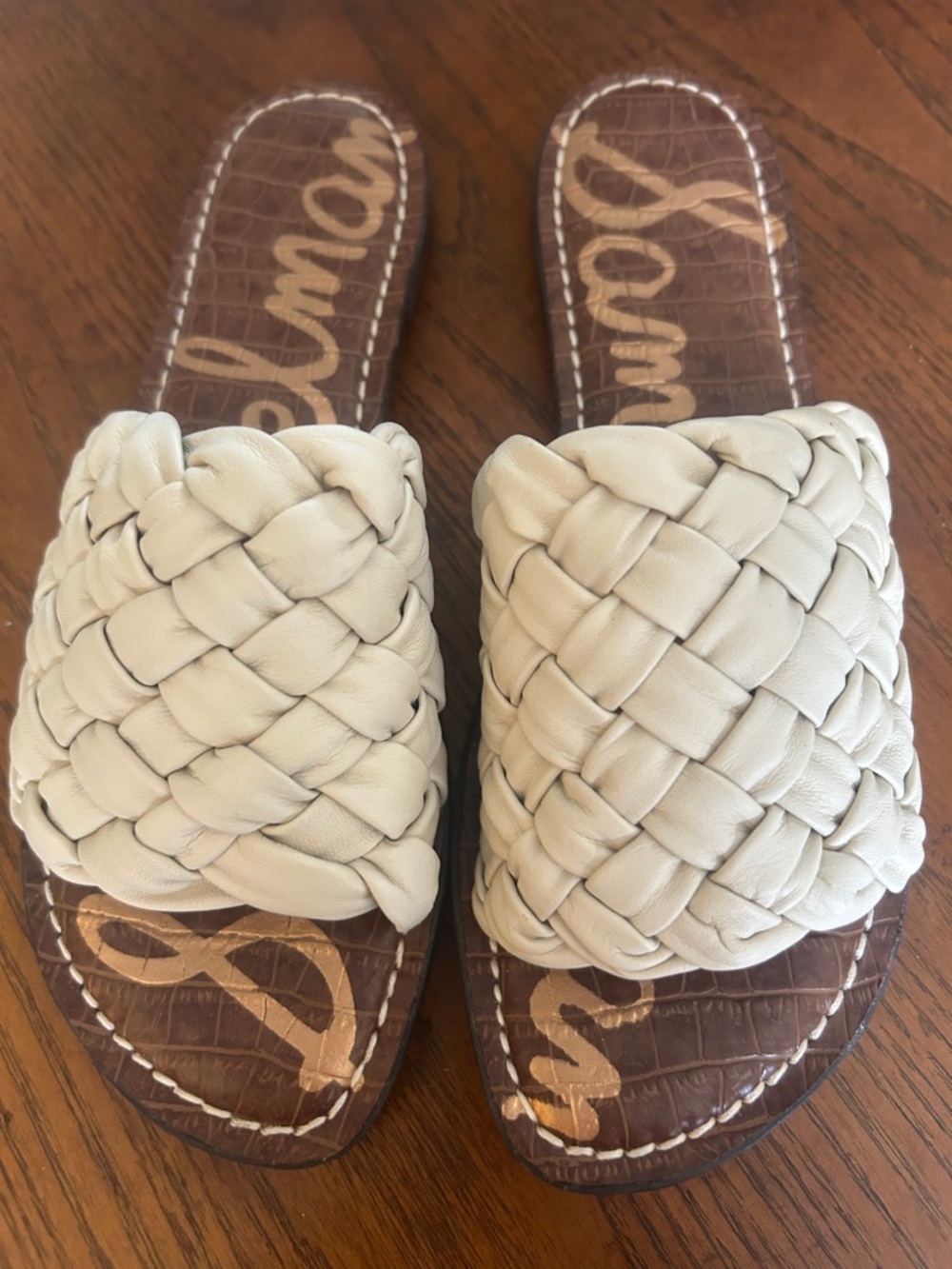 Sam Edelman Griffin Ivory Leather sandals 9.5 run small